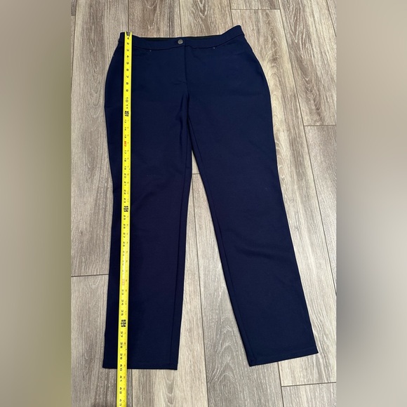 ❤️Chico's Women’s Size 1.5 Deep Blue Knit Pants - Picture 4 of 6